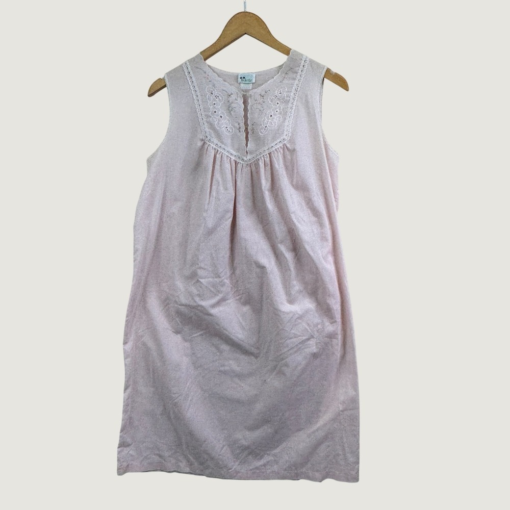 Violette Nightgown Small Pink Vintage Embroidered Lace Cottagecore Sleepwear‎